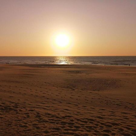 Comfortable Apartment In Oostende With Sea Views Exterior foto